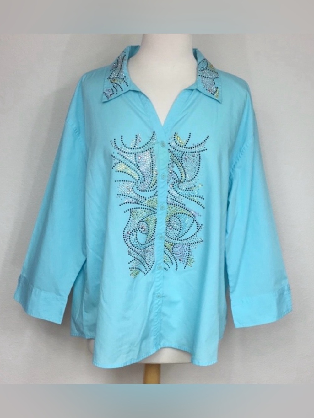 3/$25 Las Olas Womens Baby Blue Sparkle Collared Button Down Blouse 1X Coastal